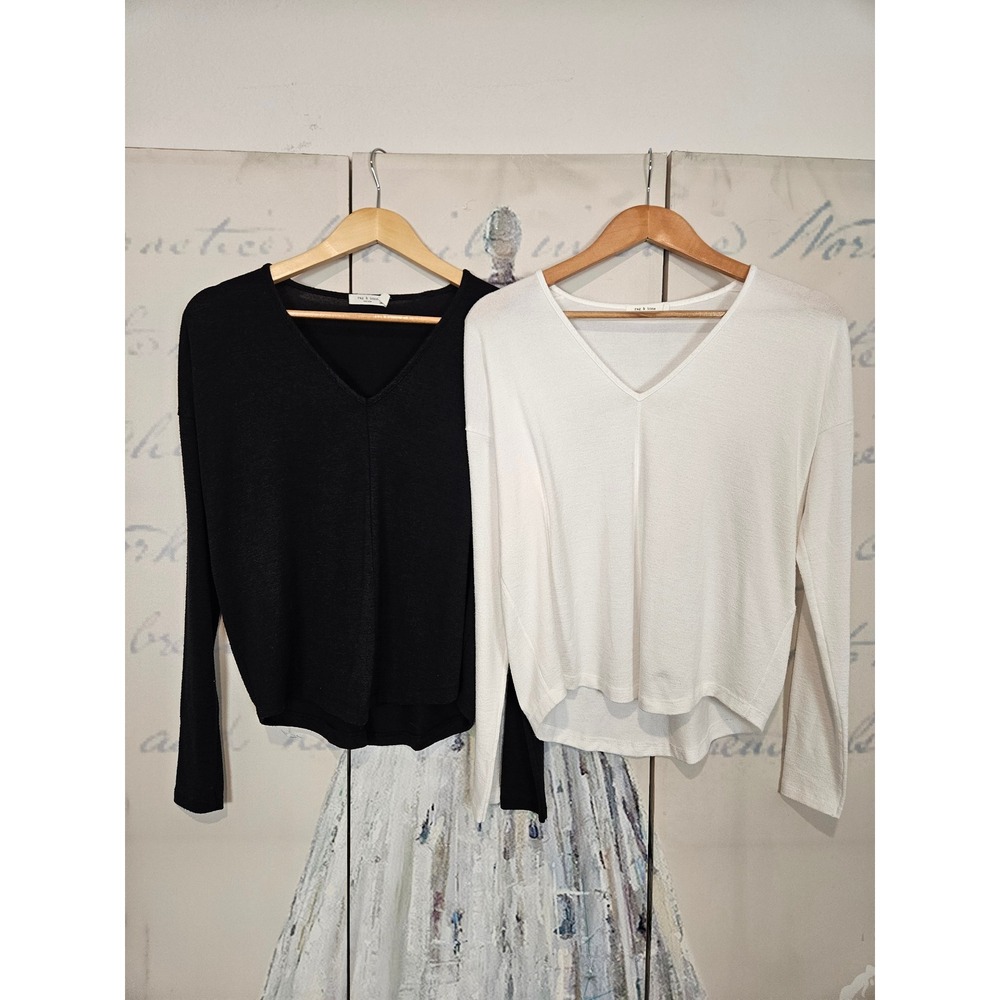 rag & bone Lot of 2 V-Neck‎ Long Sleeve Tops XS Black White Relaxed Knit Slouchy